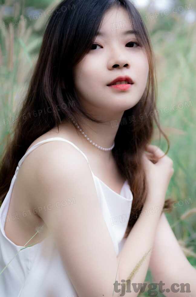 大荒扶妻人-穿越大荒，扶妻人的坚韧与爱